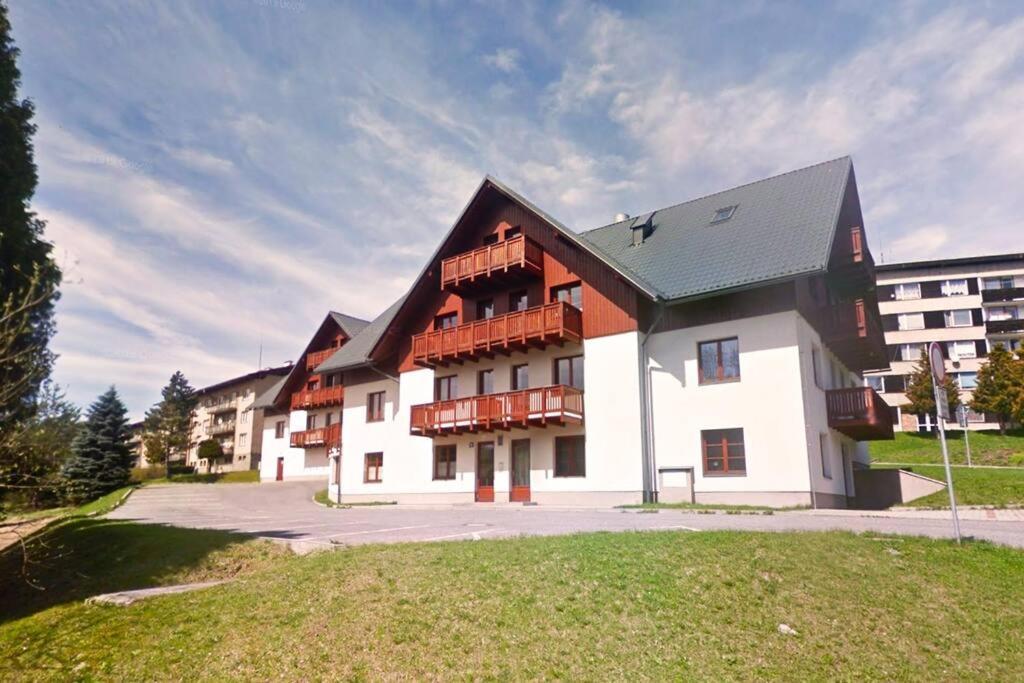 Apartman Mila Eterna II Rokytnice nad Jizerou Exterior photo